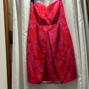 City Chic shift dress in pink/red